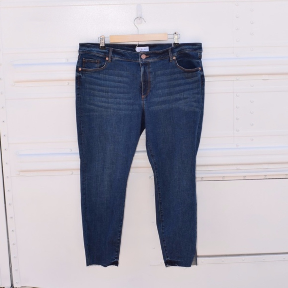 LOFT Curvy Skinny Jeans NWT A30